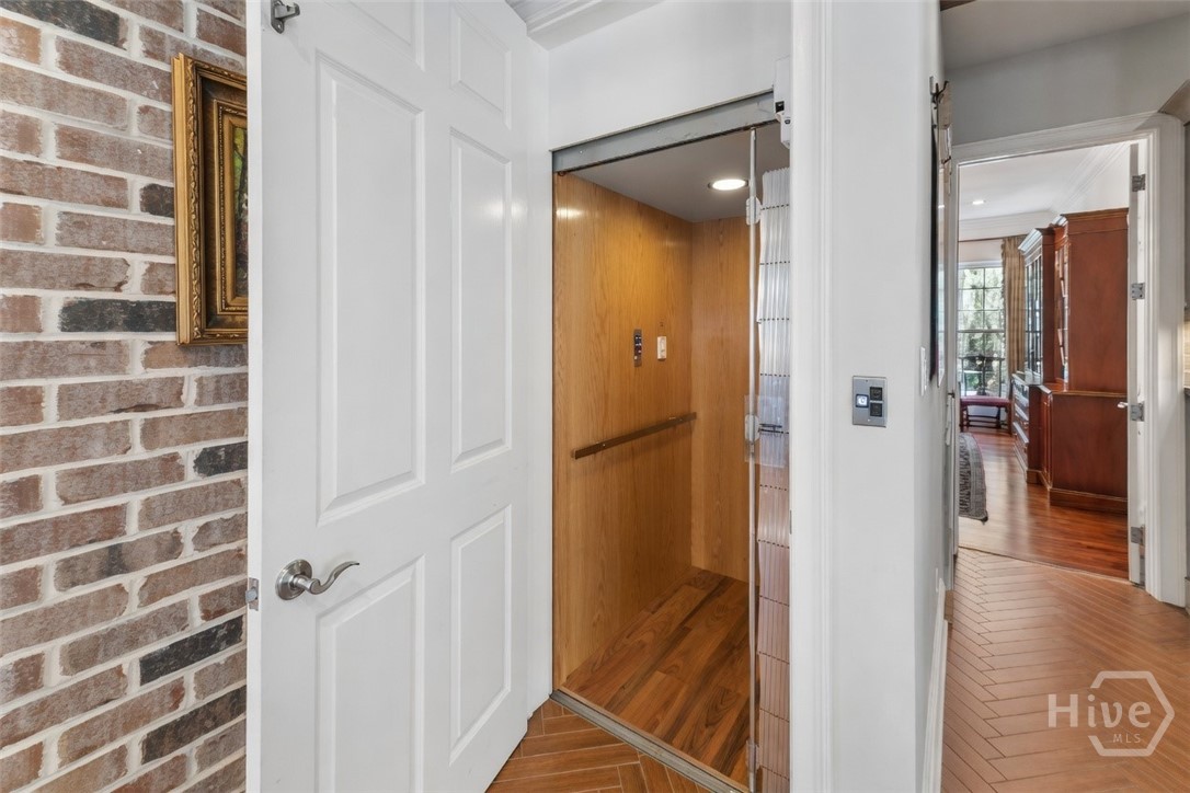 489 Beaulieu Avenue Property Photo 68