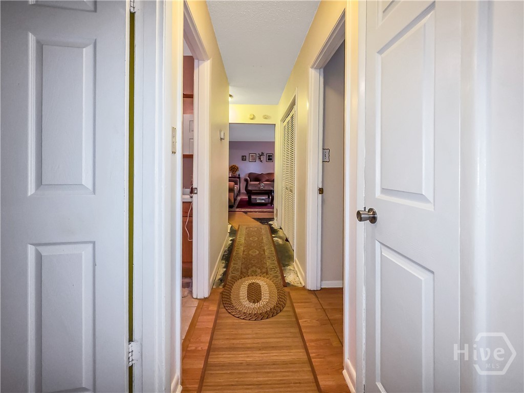 13113 Hermitage Road Property Photo 10