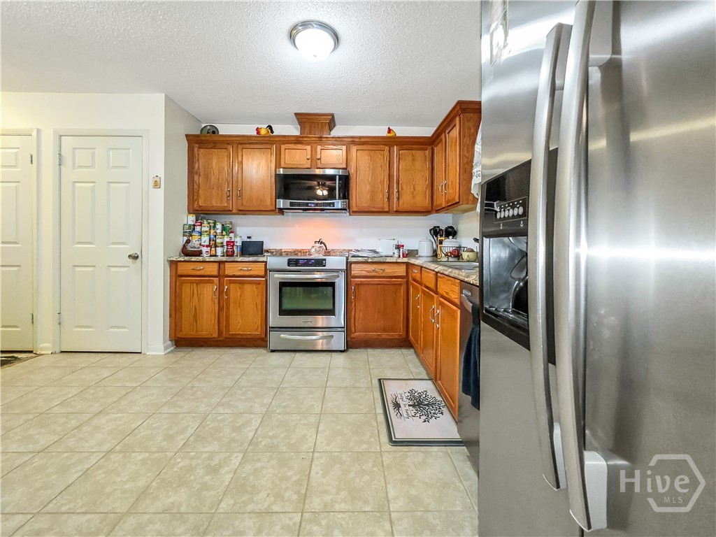 13113 Hermitage Road Property Photo 14
