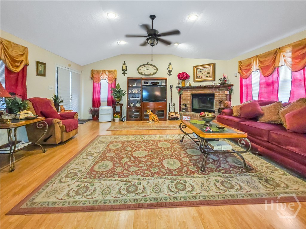 13113 Hermitage Road Property Photo 16
