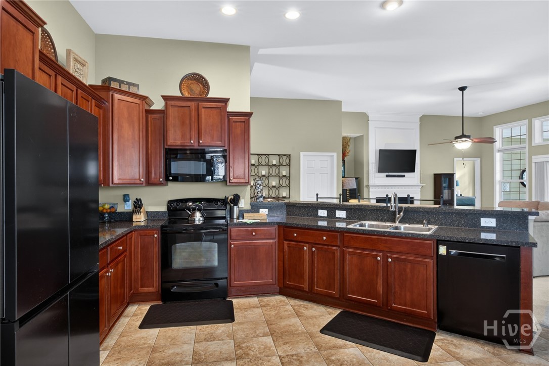 1 Verona Lane Property Photo 16