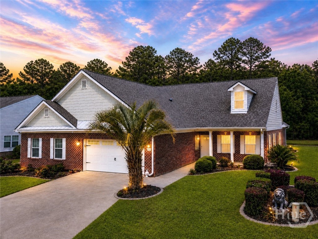 124 Regency Circle Property Photo 1
