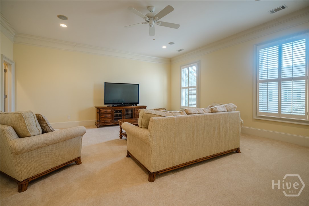 2 Paddington Circle Property Photo 55