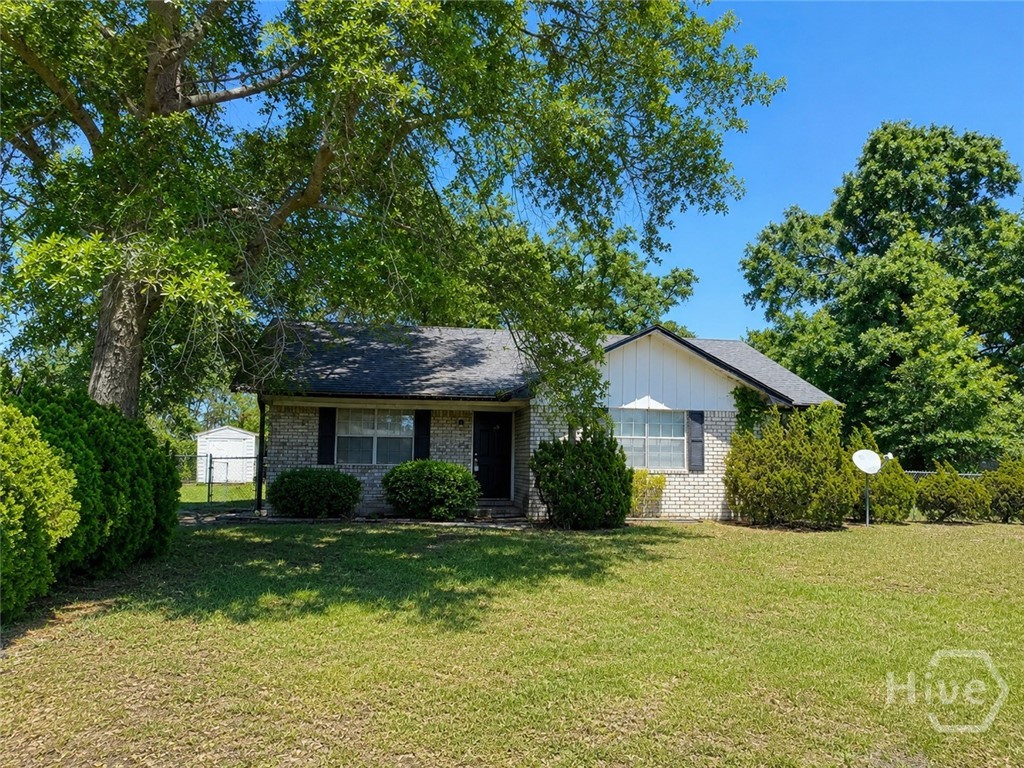 61 Kyle Lane Property Photo 1