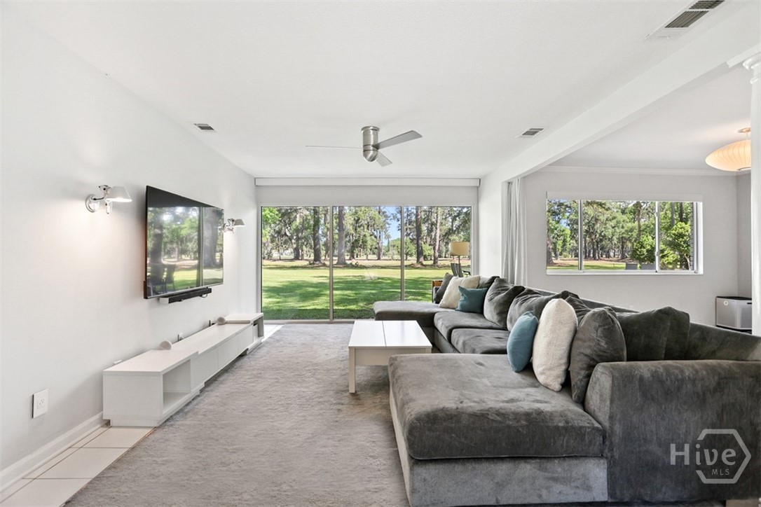 12 Clarendon Road Property Photo 10