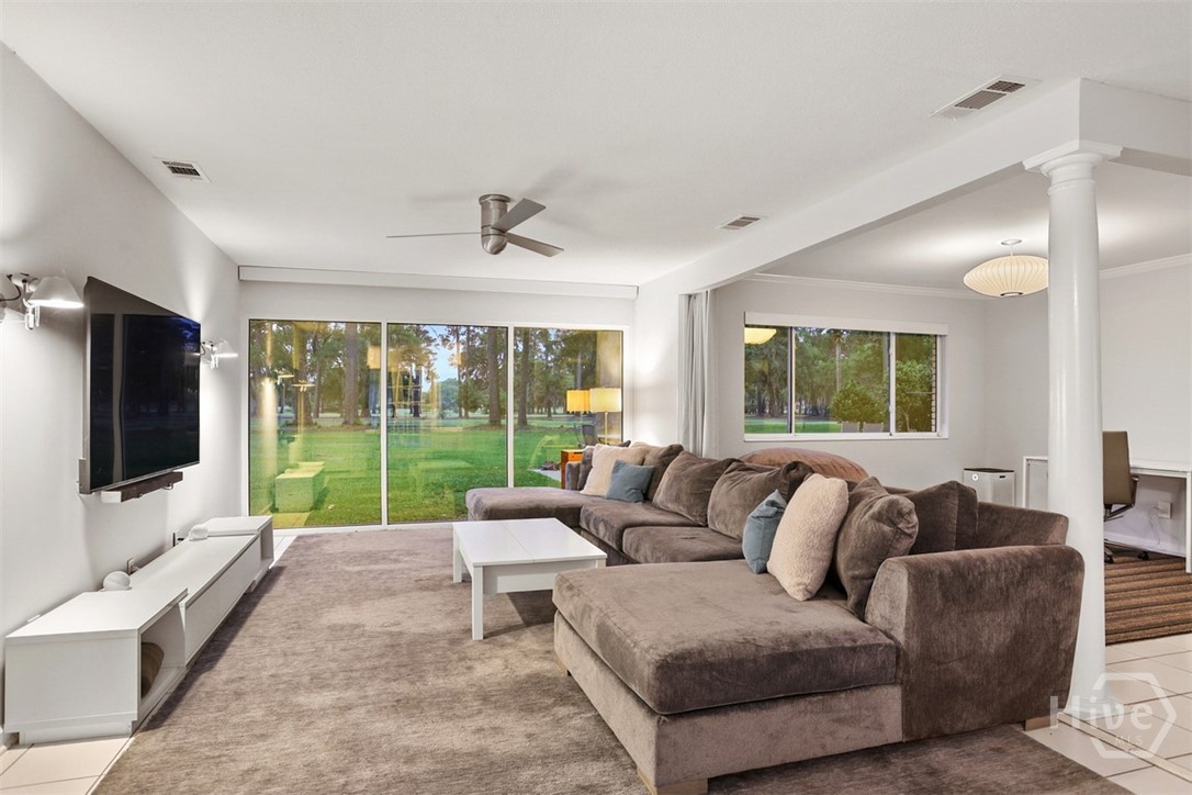 12 Clarendon Road Property Photo 13