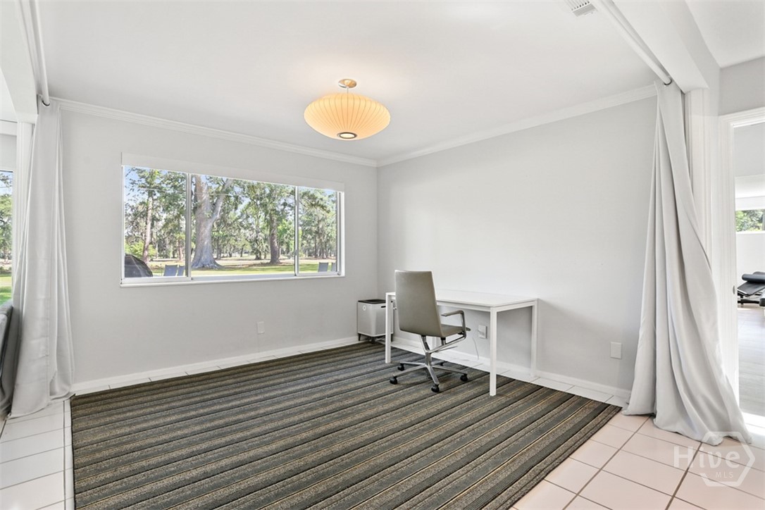 12 Clarendon Road Property Photo 15