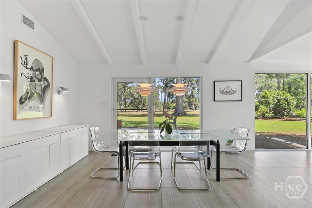12 Clarendon Road Property Photo 22
