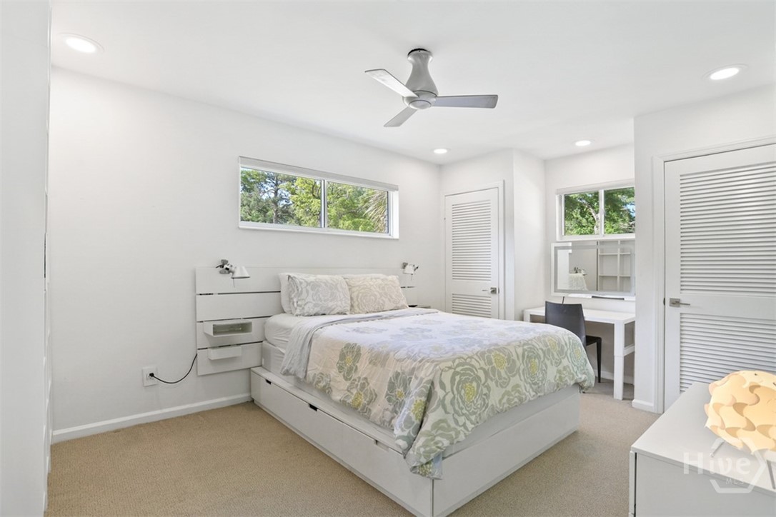 12 Clarendon Road Property Photo 40