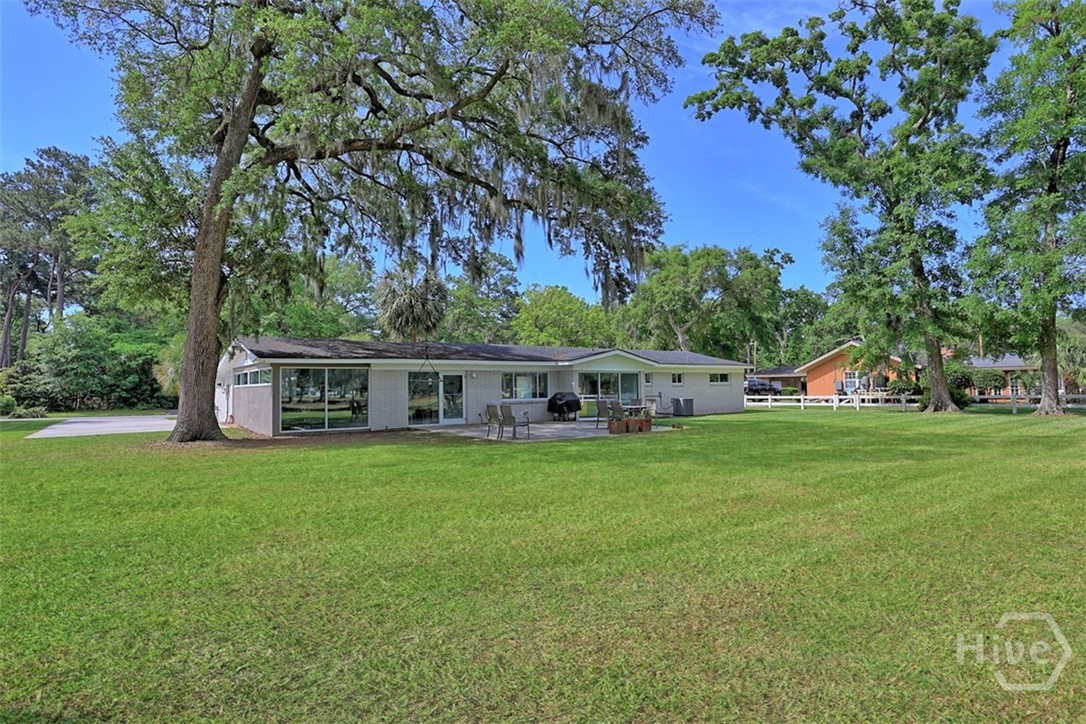12 Clarendon Road Property Photo 44