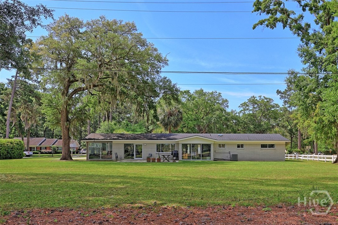 12 Clarendon Road Property Photo 49