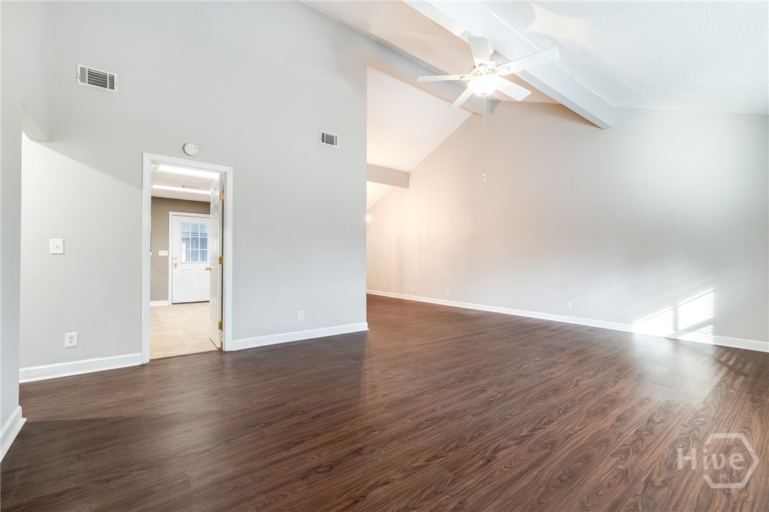122 A Smith Avenue Property Photo 4