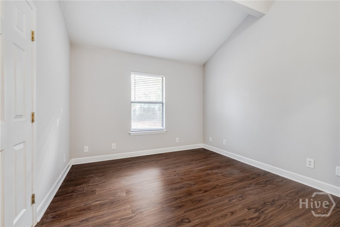 122 A Smith Avenue Property Photo 17