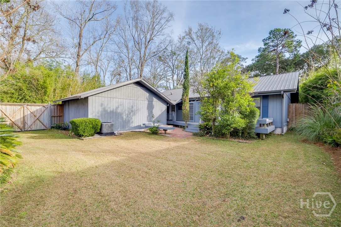 122 A Smith Avenue Property Photo 25