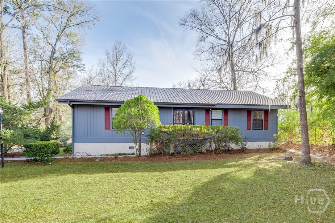 122 B Property Photo 1