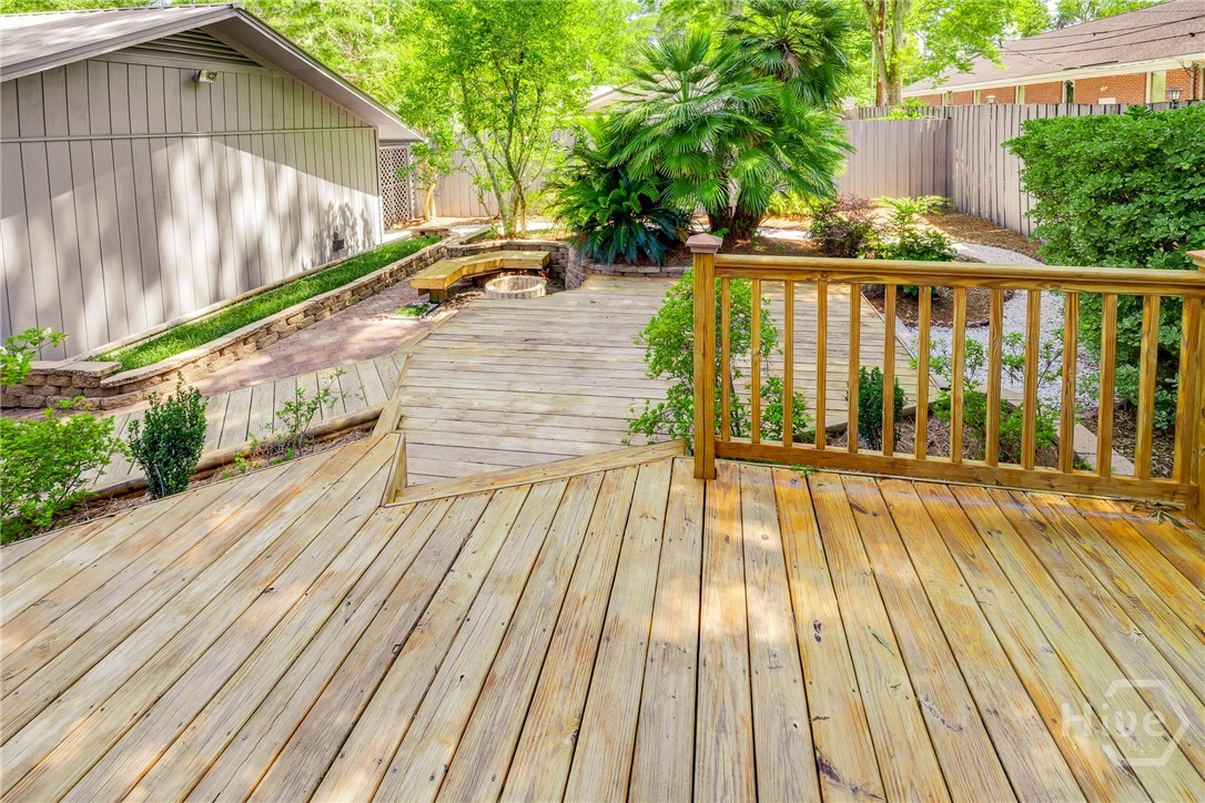 122 B Property Photo 3