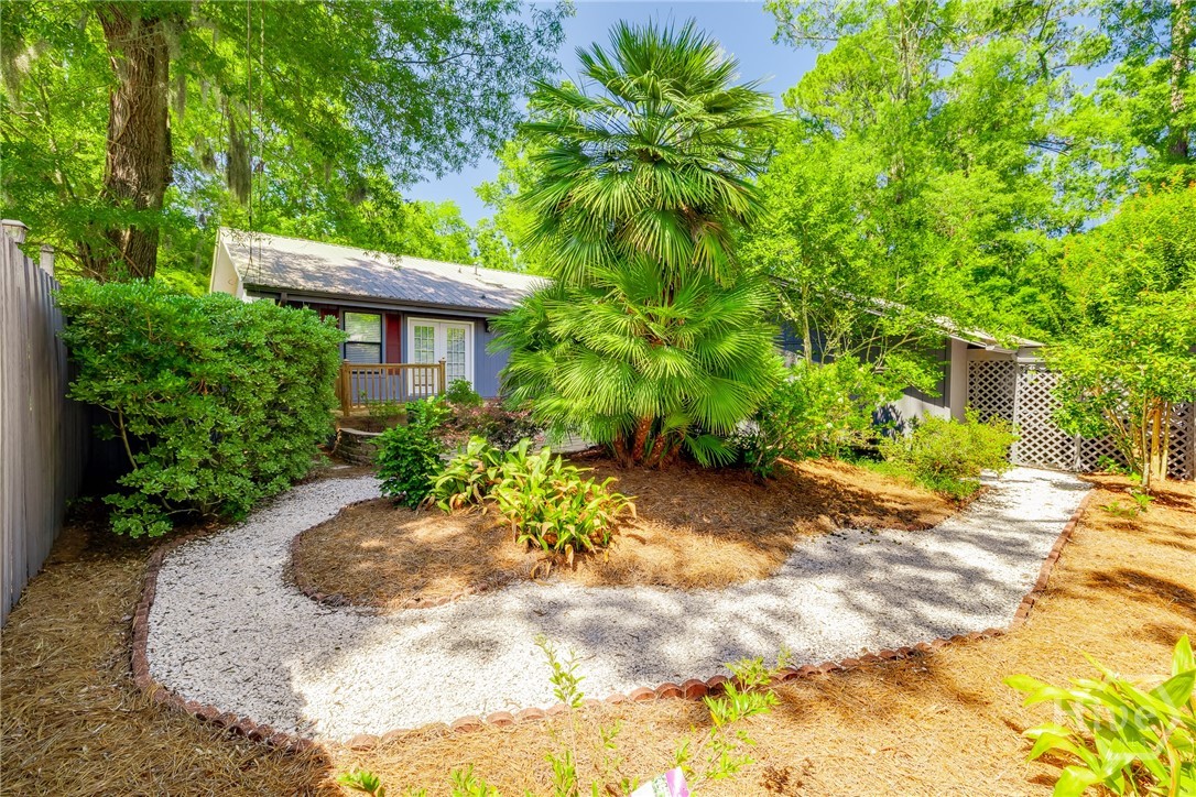 122 B Property Photo 6