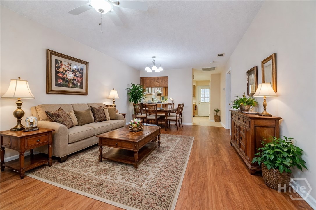 122 B Property Photo 30