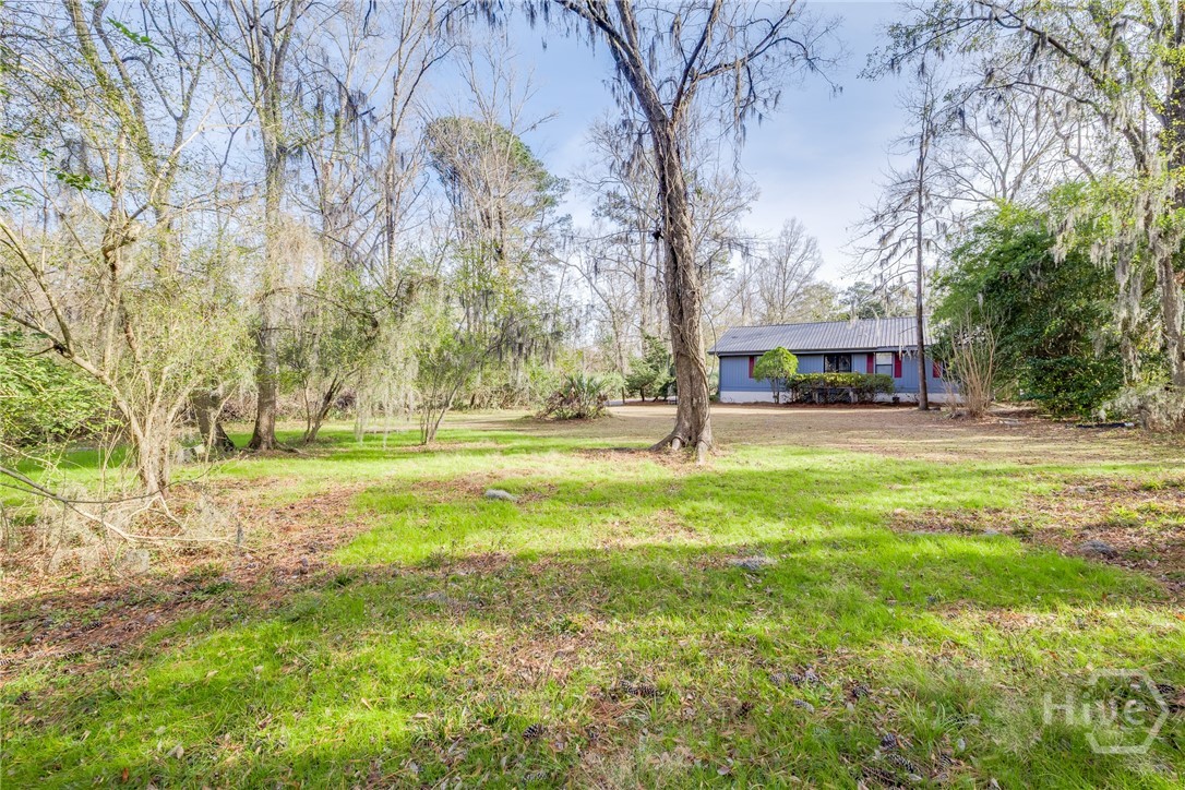 122 B Property Photo 49