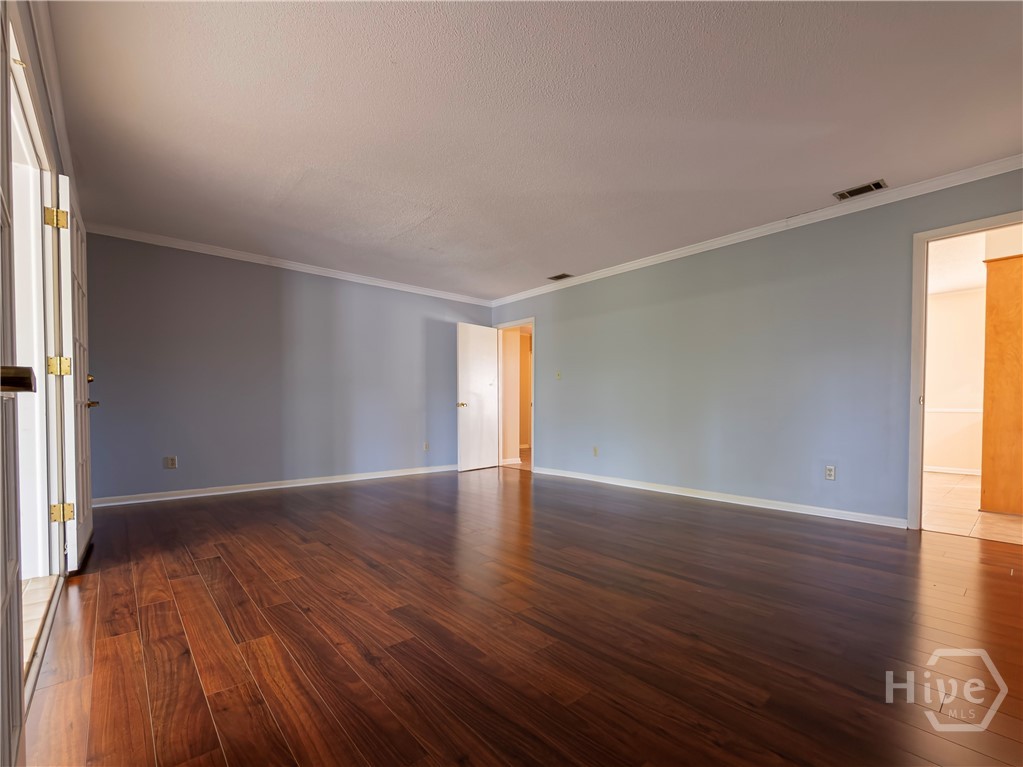 105 Edgewood Road Property Photo 3