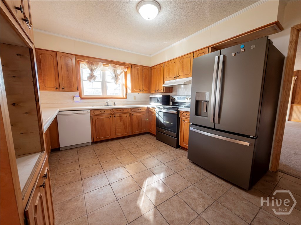 105 Edgewood Road Property Photo 10