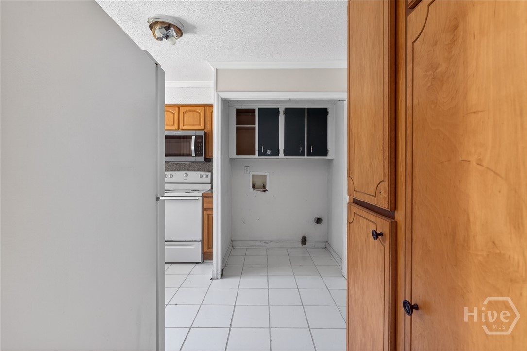527 Tibet Avenue C4 Property Photo 6