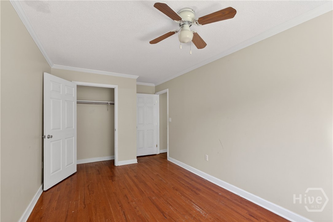 527 Tibet Avenue C4 Property Photo 11