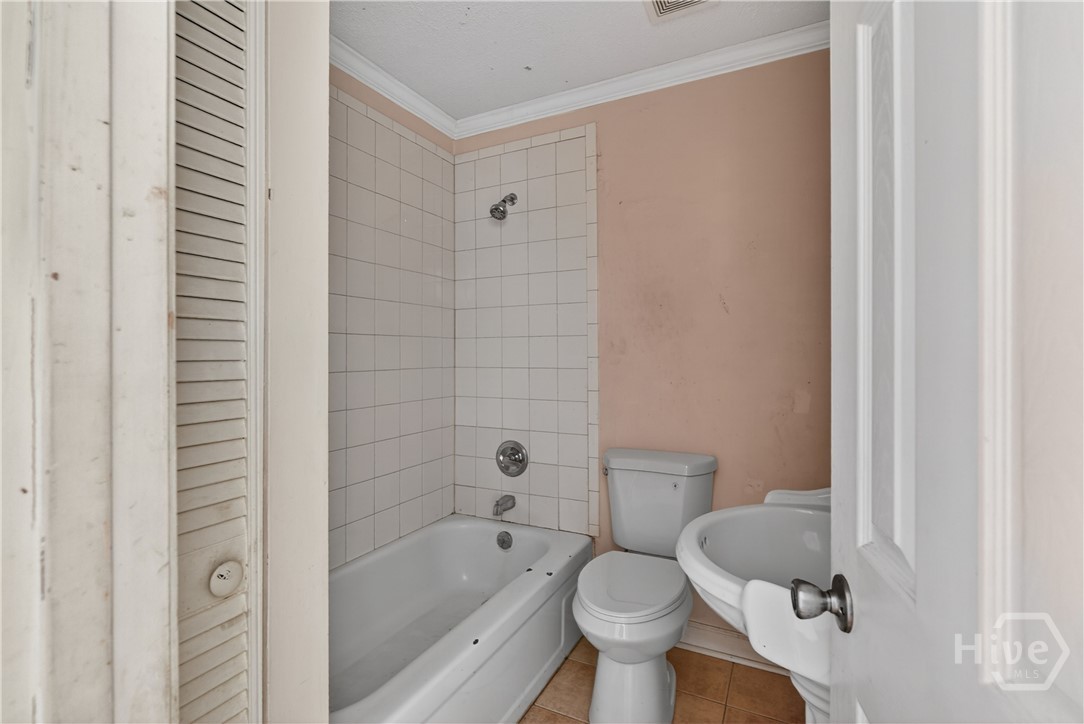 527 Tibet Avenue C4 Property Photo 15