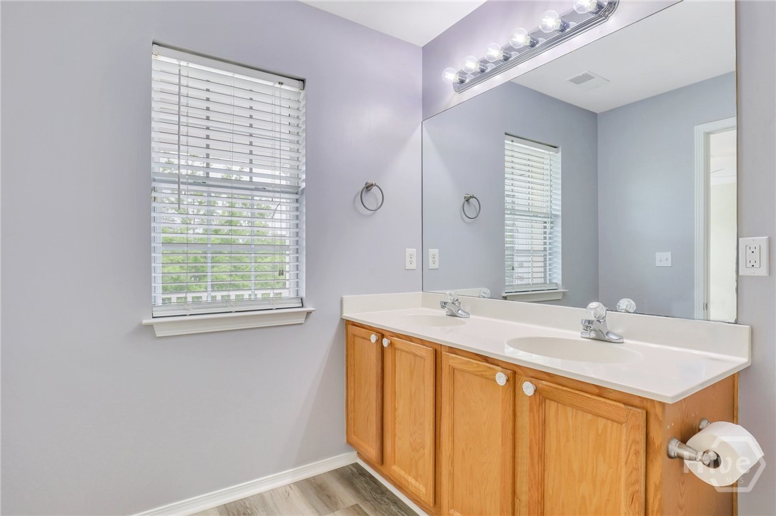51 Fairgreen Street Property Photo 19