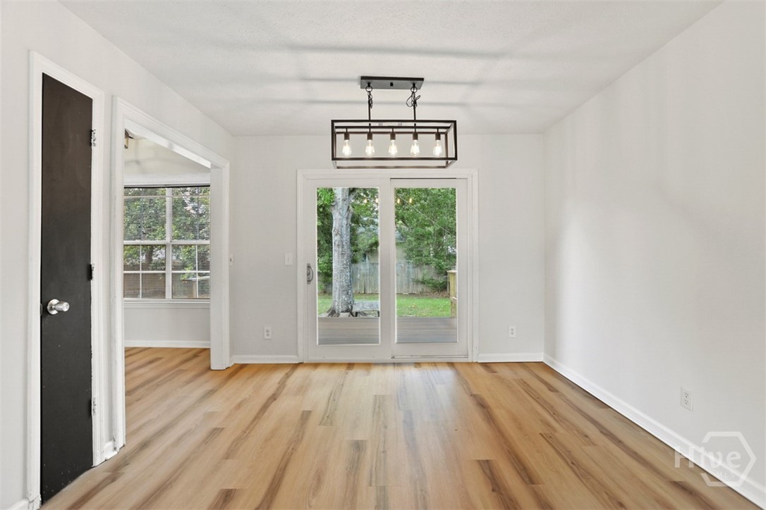 143 Cambridge Drive Property Photo 10