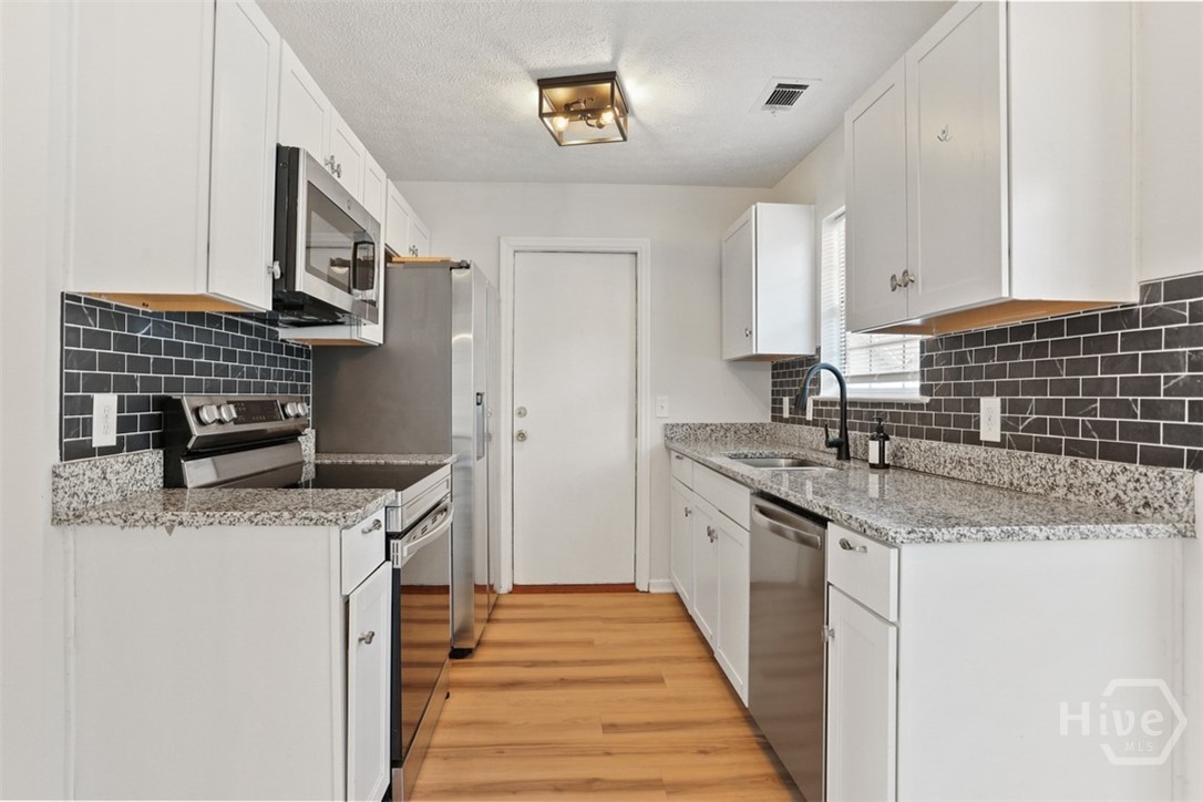 143 Cambridge Drive Property Photo 13