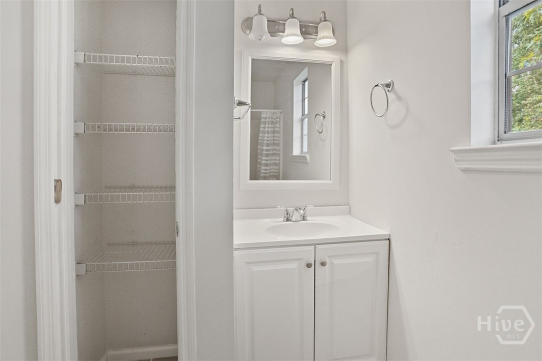 143 Cambridge Drive Property Photo 25
