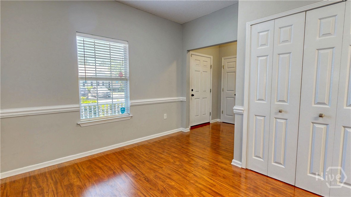 42 Stonelake Circle Property Photo 8