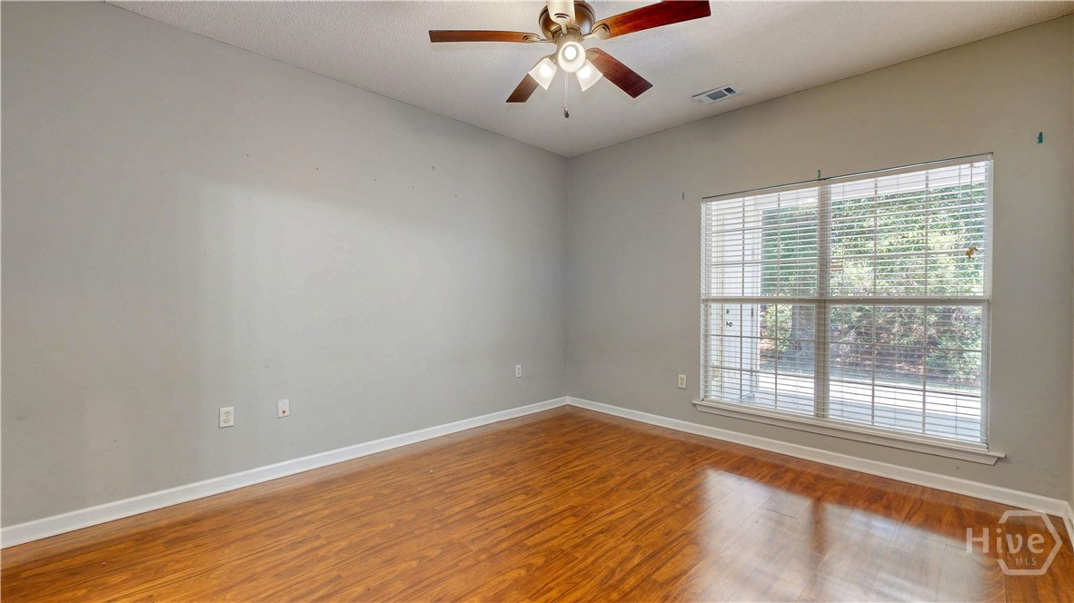 42 Stonelake Circle Property Photo 12