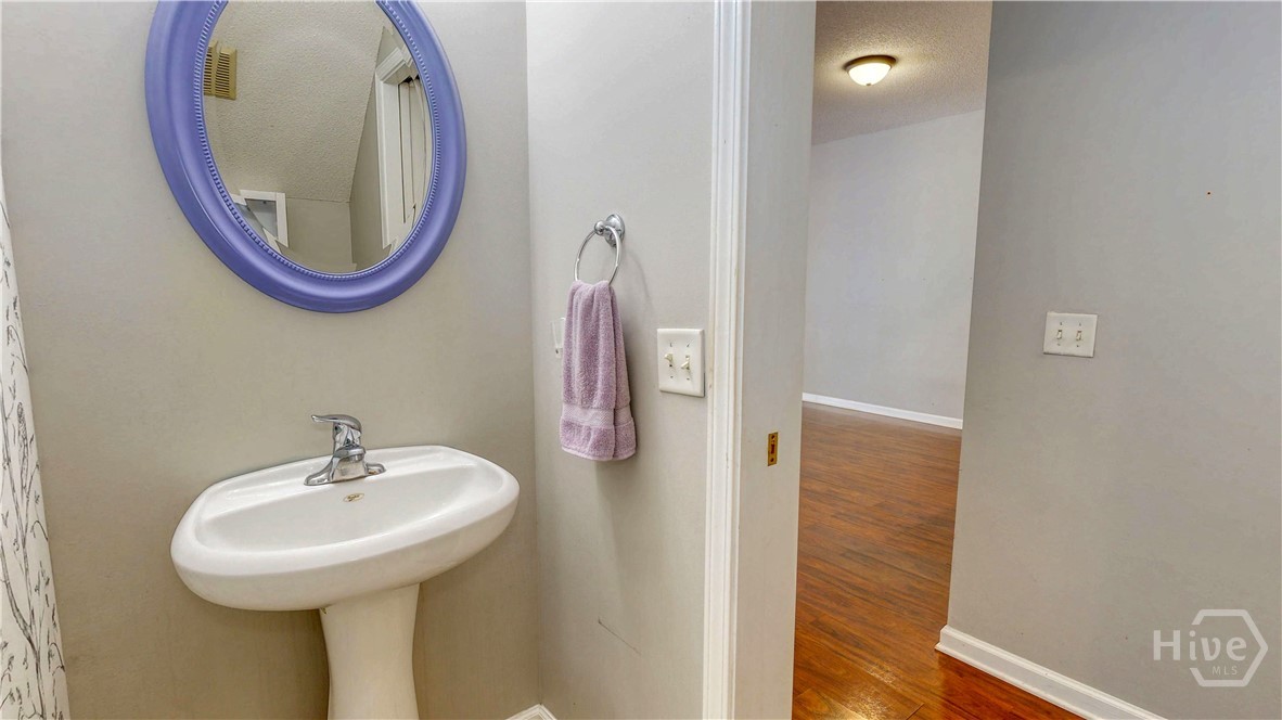 42 Stonelake Circle Property Photo 24