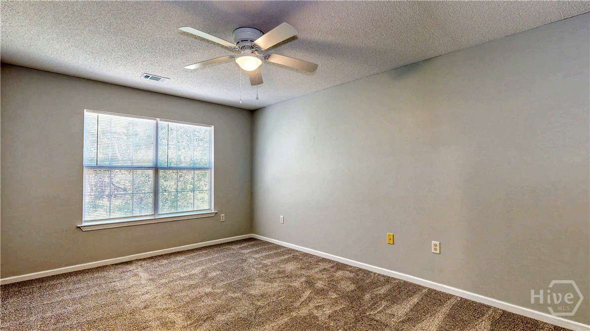 42 Stonelake Circle Property Photo 28
