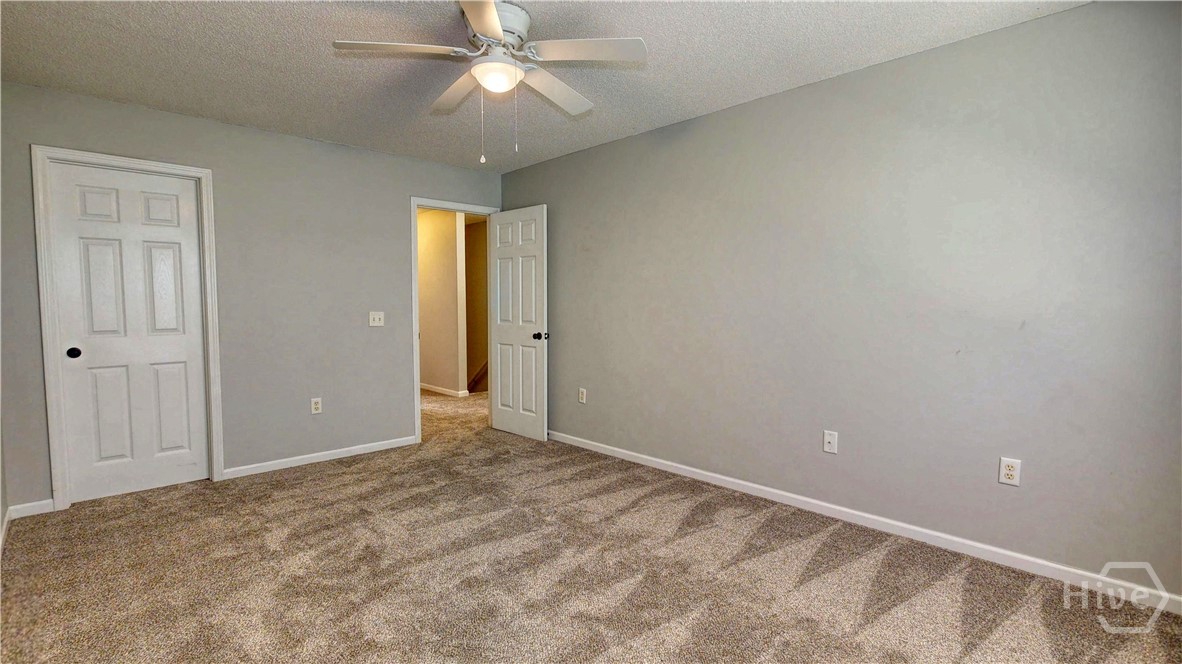 42 Stonelake Circle Property Photo 30