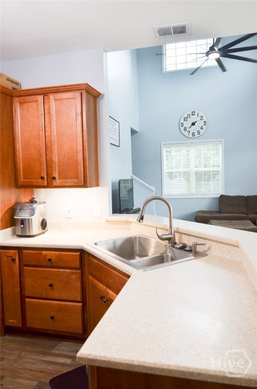 640 Bristol Way Property Photo 4