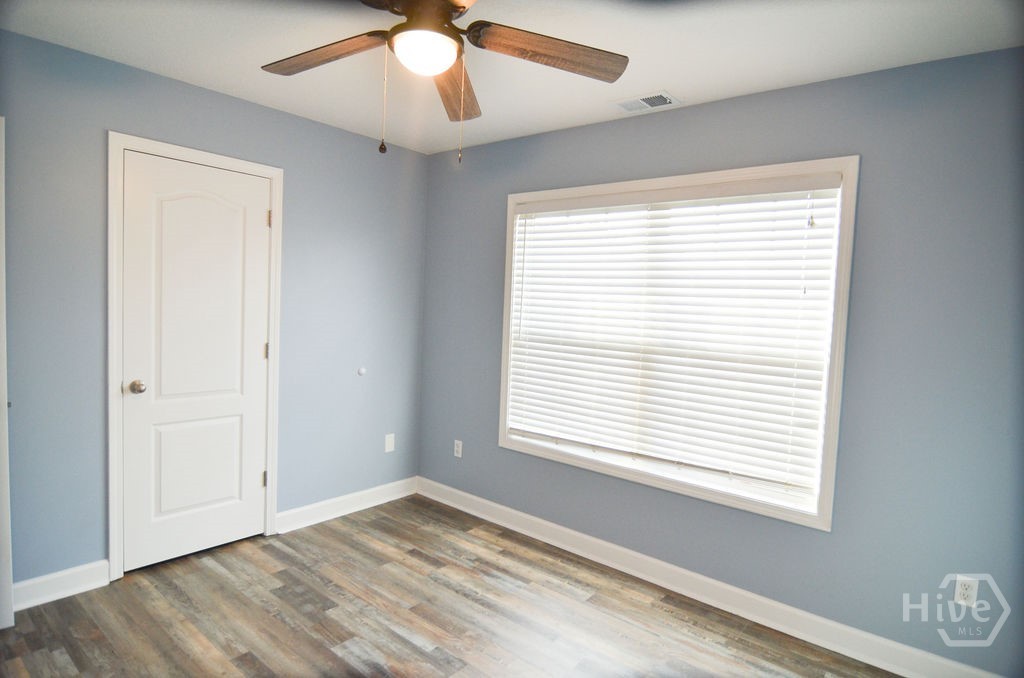 640 Bristol Way Property Photo 13