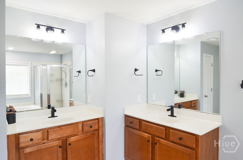640 Bristol Way Property Photo 16