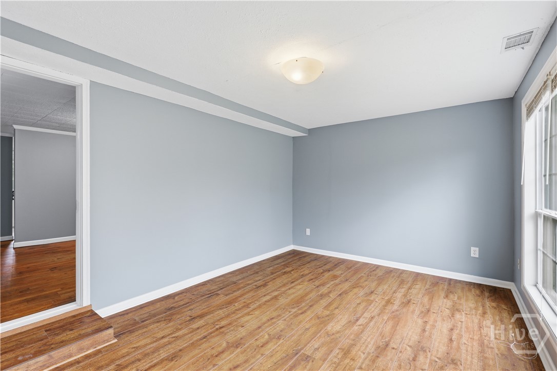 515 E 4th Street Property Photo 21
