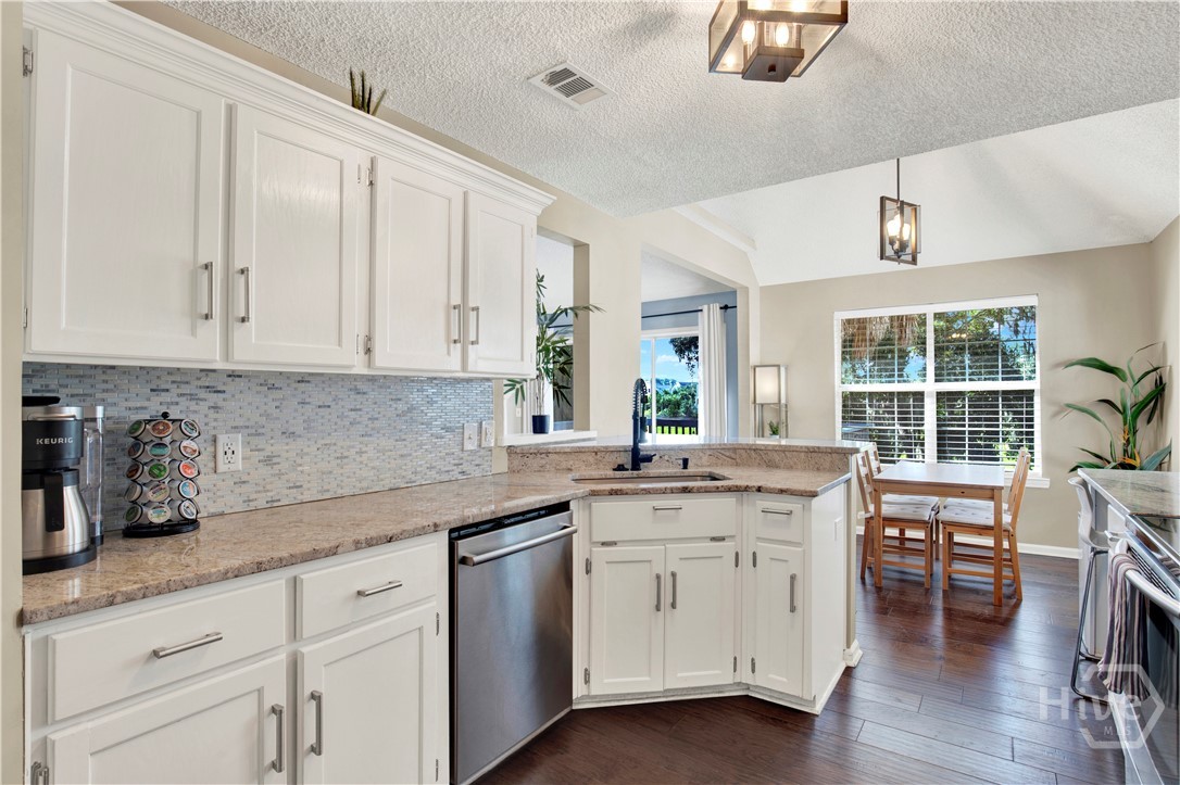 109 Runner Road Property Photo 13