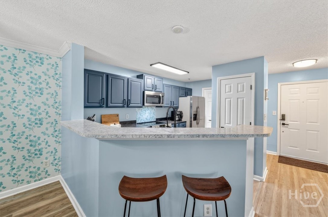 9301 Walden Park Drive Property Photo 6