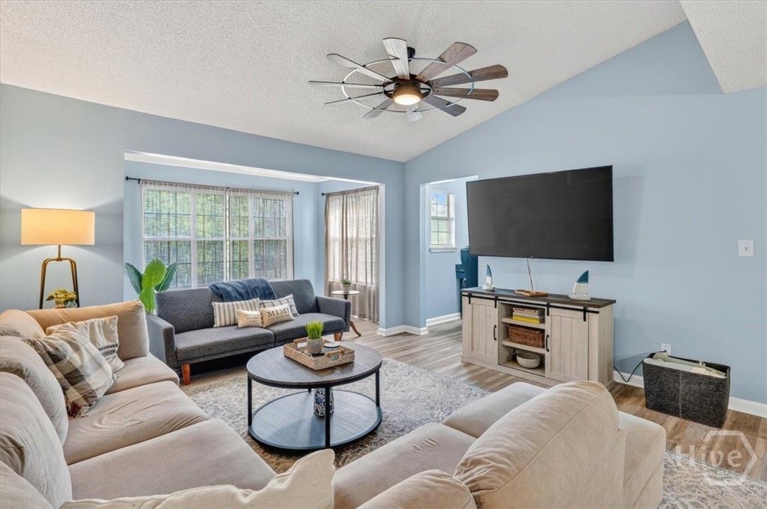 9301 Walden Park Drive Property Photo 17