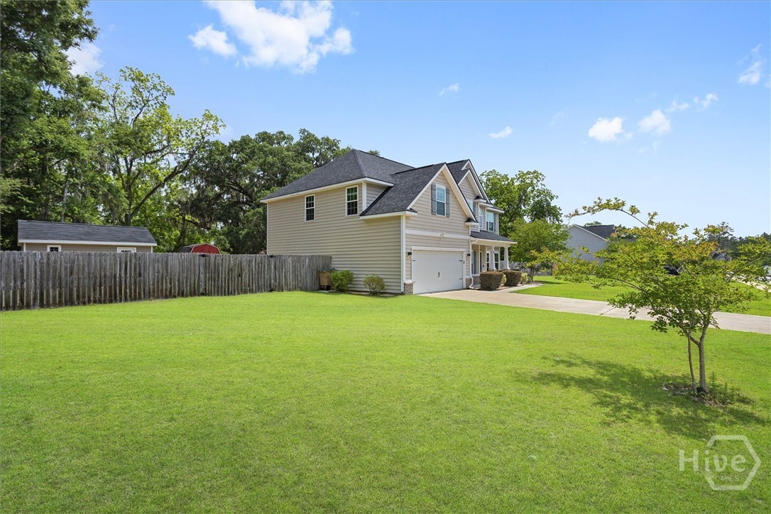 95 Flemington Oaks Drive Property Photo 2