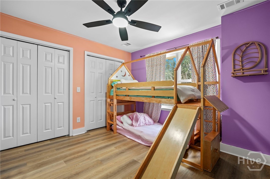 2217 E 59th Street Property Photo 30