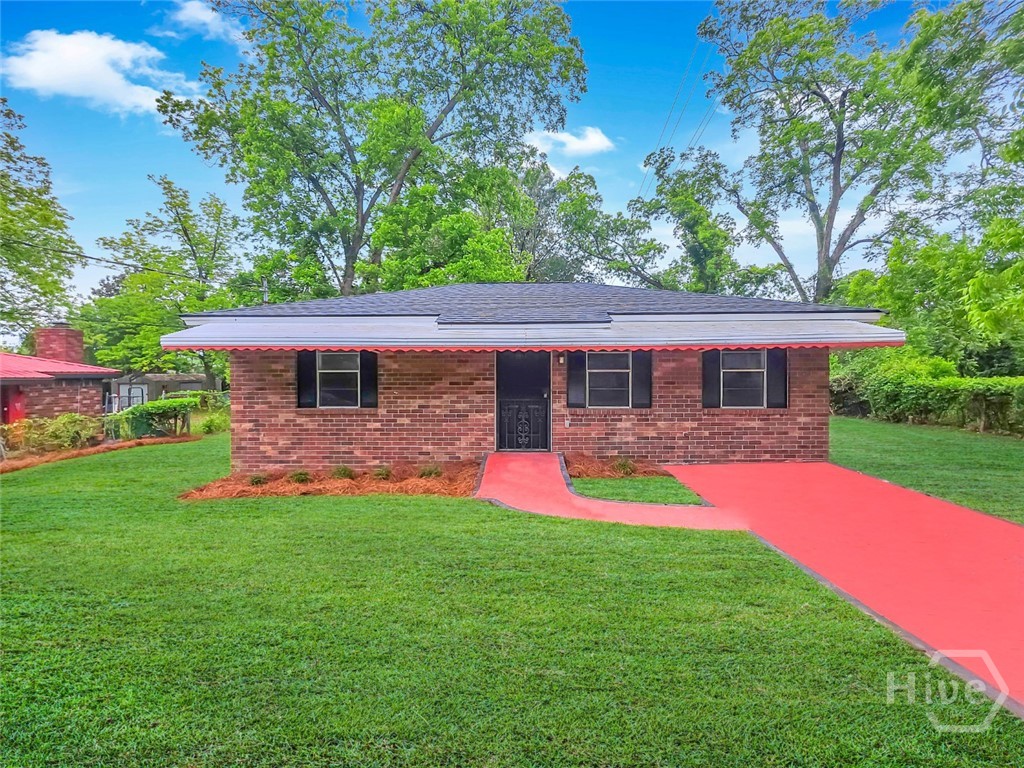 3911 5th Street Property Photo 1
