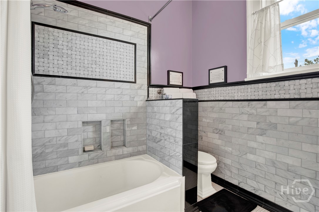 11 E 50th Street Property Photo 23