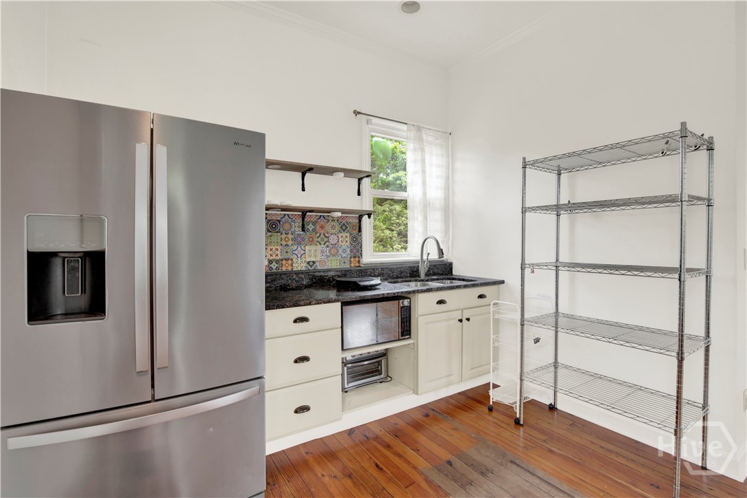 11 E 50th Street Property Photo 28