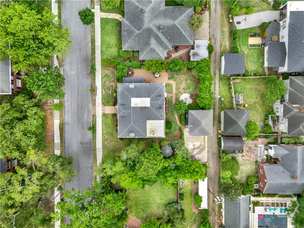 11 E 50th Street Property Photo 33